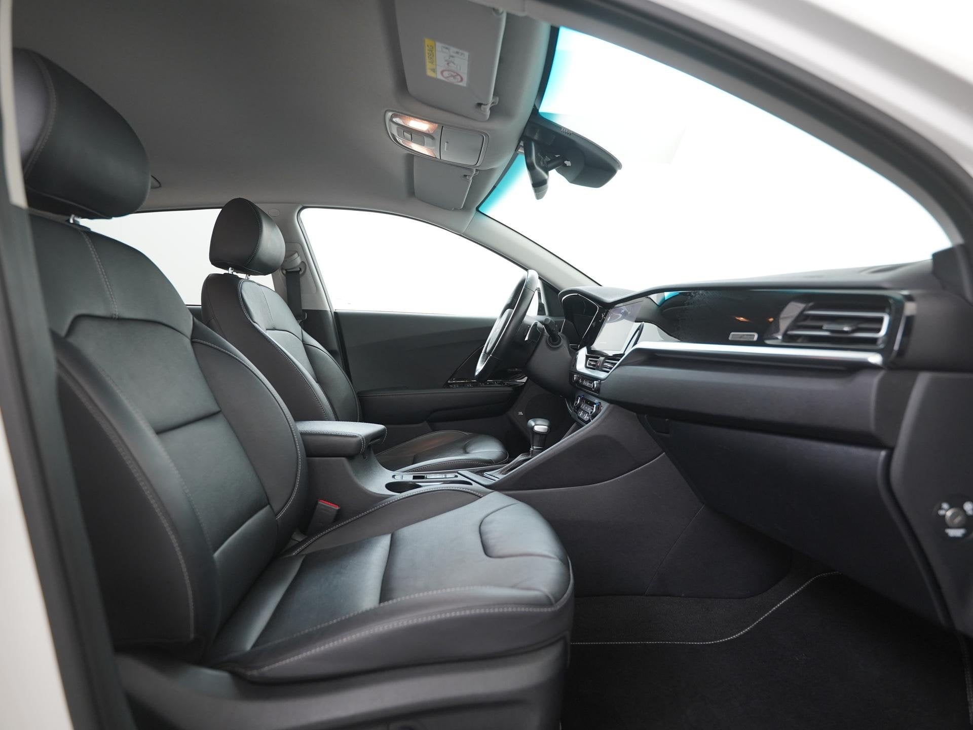 Kia Niro 1.6 GDi PHEV ExecutiveLine | Stoelventilatie/verwar, Auto's, Gebruikt, Lichtsensor, Wit, SUV of Terreinwagen