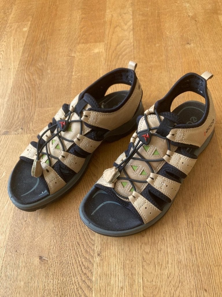 Ecco sandalen, beige met groen tintje, maat 39 *ZGAN*, Beige, ECCO., Zo goed als nieuw, Sandalen of Muiltjes