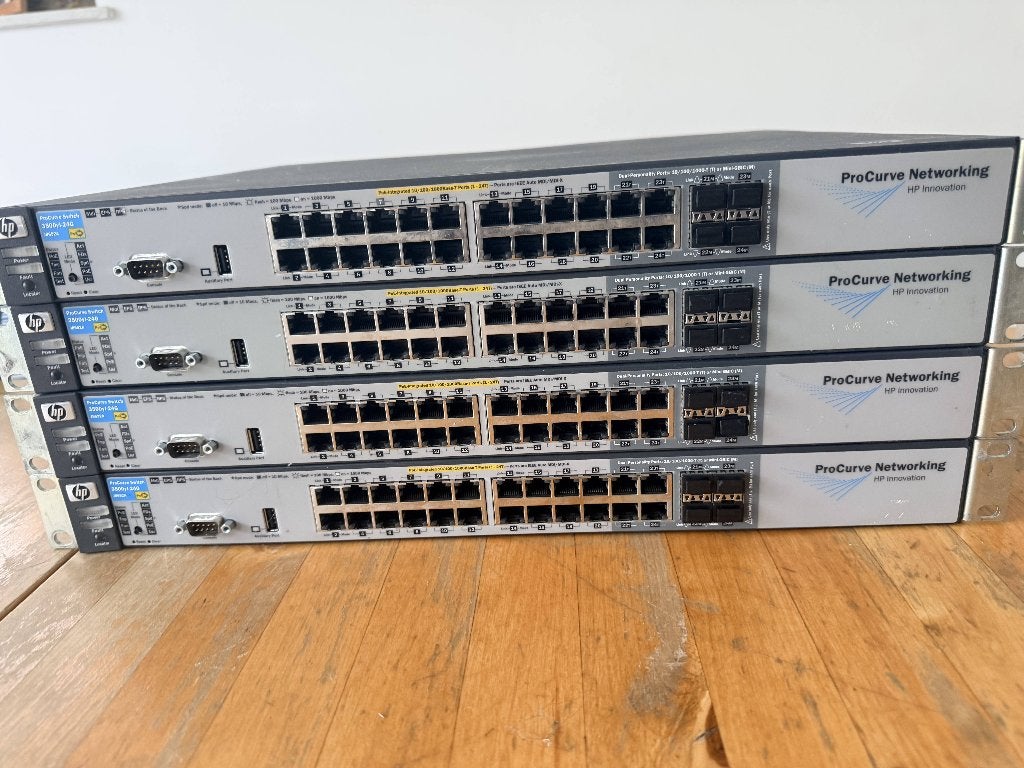 4 HP ProCurve 3500yl Gigabit PoE switches + 2 10Gb modules, Computers en Software, Ophalen, Gebruikt