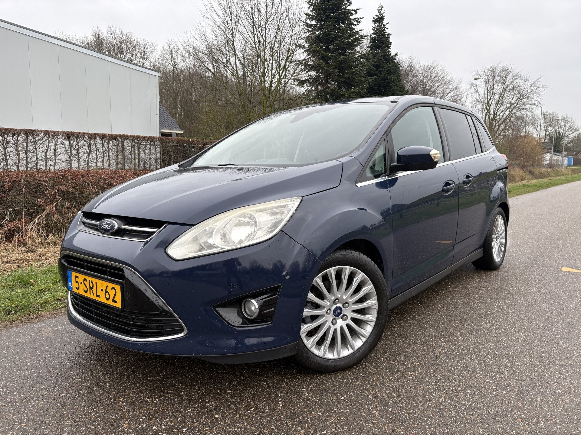 Ford Grand C-Max 1.0 Titanium / MOTOR DEFECT (bj 2013), Voorwielaandrijving, Gebruikt, Blauw, 7 stoelen