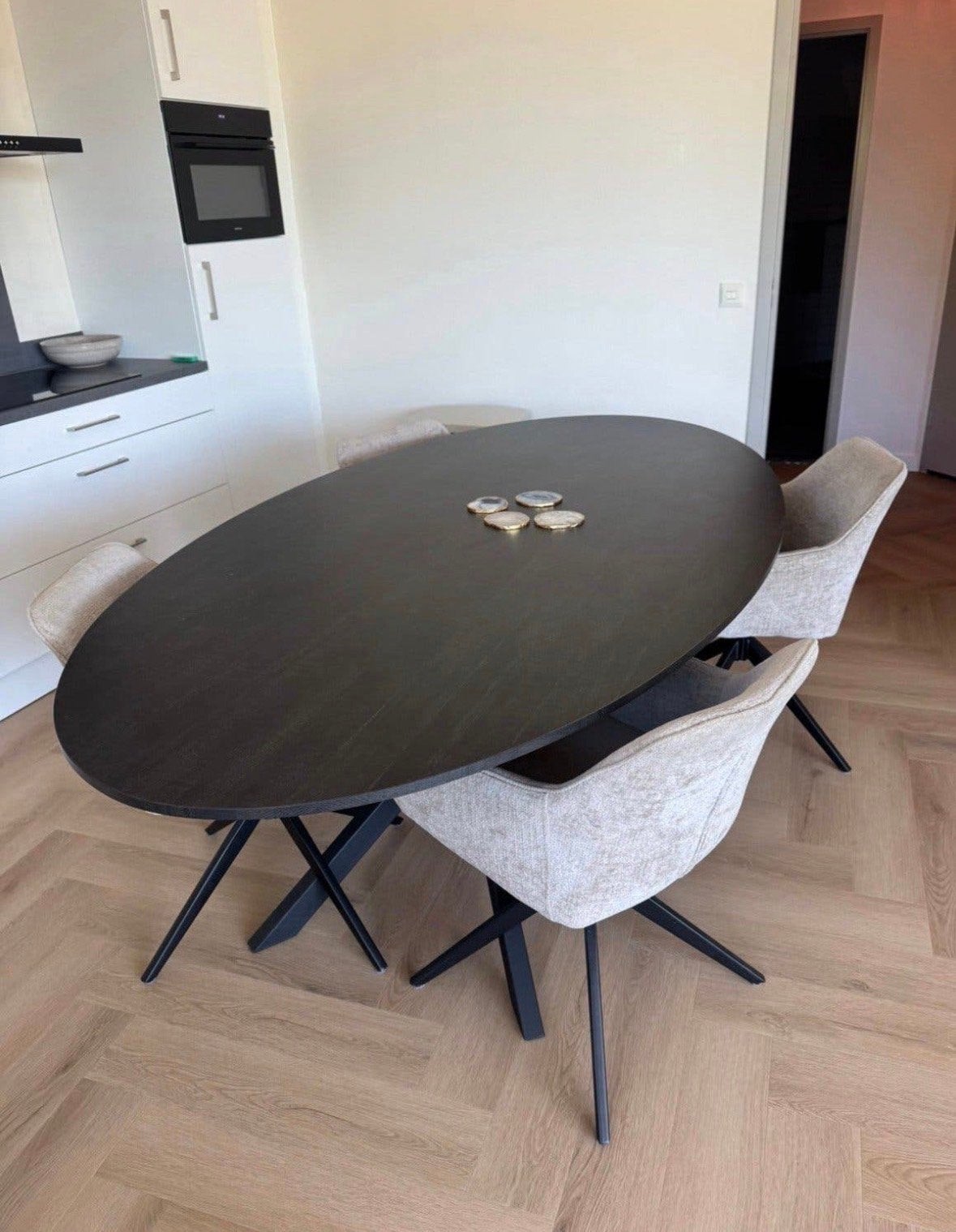 Ovale eettafel, Ophalen, Gebruikt, 100 tot 150 cm, Vijf personen of meer