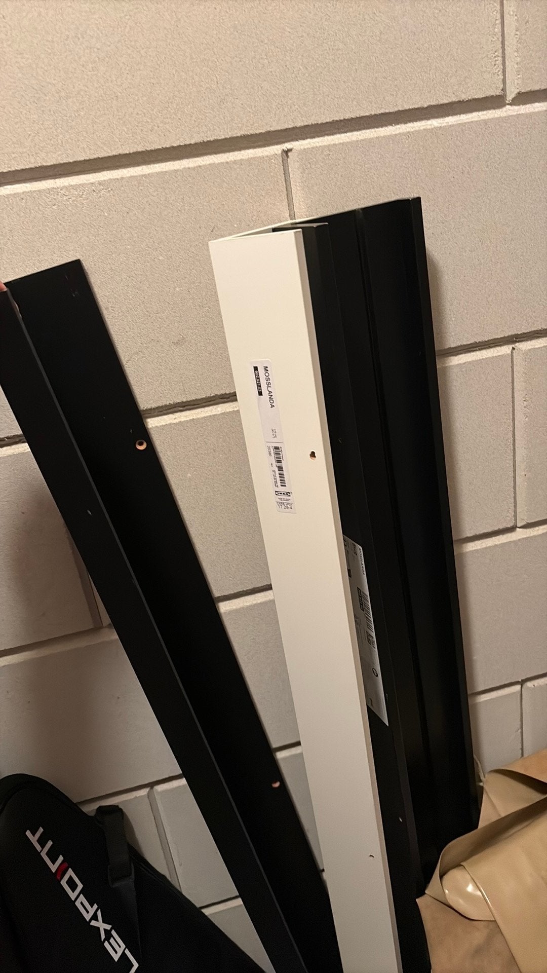 Drie ikea planken mosslanda, Huis en Inrichting, Woonaccessoires | Wandplanken en Boekenplanken, Ophalen, Zo goed als nieuw