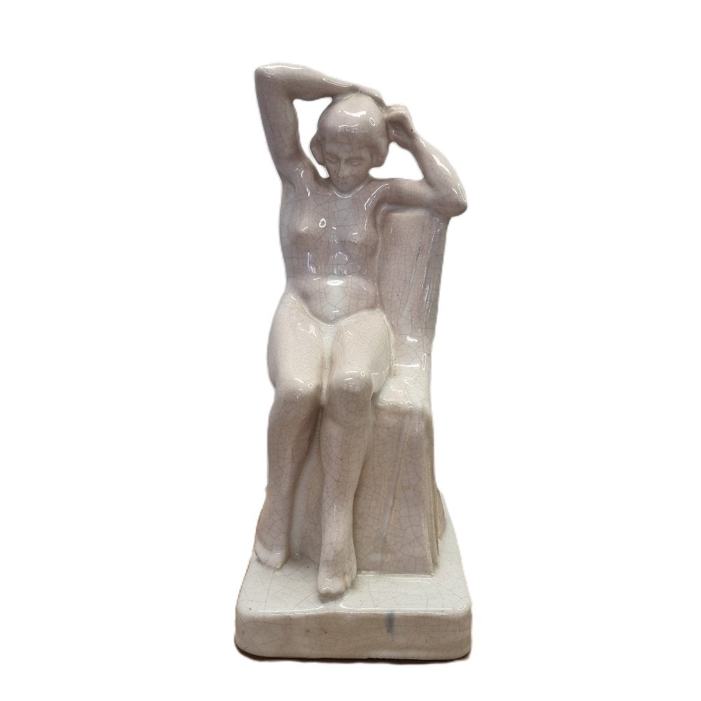 Art Deco keramiek beeld van een naakte dame, jaren 30, Geglazuurd, Art deco, Ophalen of Verzenden, 20 - 50 cm