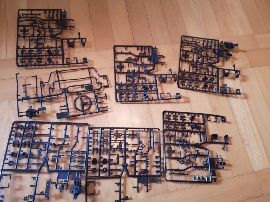 Bulkonderdelen voor Pocher Testarossa Ferrari-modellen in sc, Ophalen of Verzenden, Zo goed als nieuw, 1:5 t/m 1:8, Auto