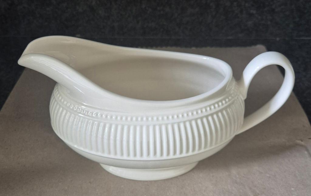 Sauskan # juskan Wedgwood, Huis en Inrichting, Keuken | Servies, Ophalen of Verzenden, Zo goed als nieuw, Porselein, Wedgwood