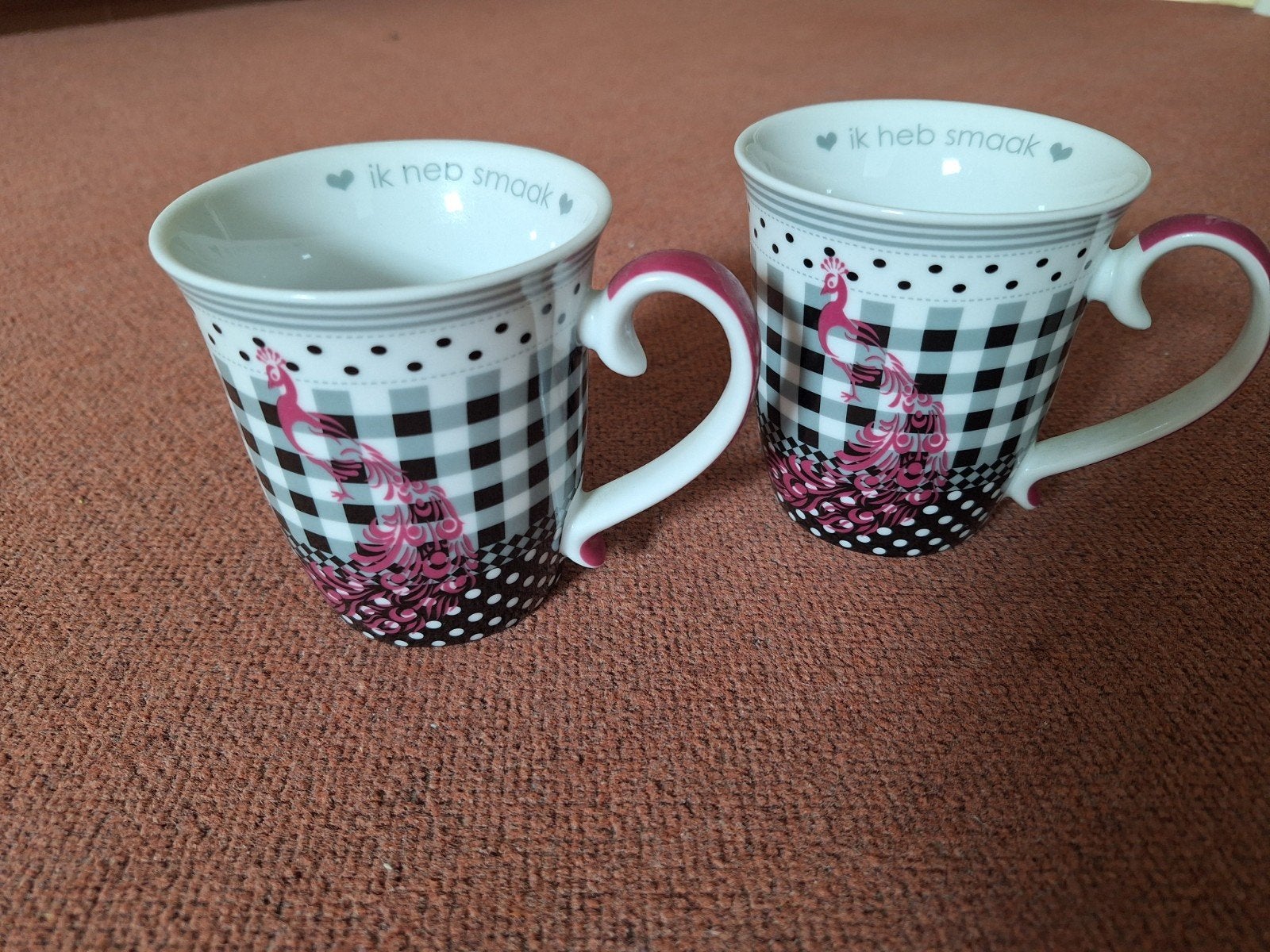 2 leuke kopjes te koop, Ophalen, Overige stijlen, Kop(pen) en/of Schotel(s)