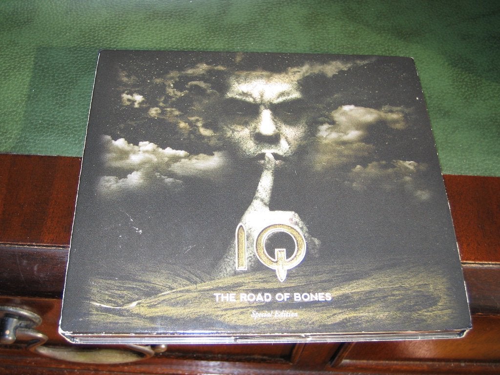 IQ - The Road of Bones – Special Edition 2CD -, Cd's en Dvd's, Ophalen of Verzenden, Gebruikt, Poprock