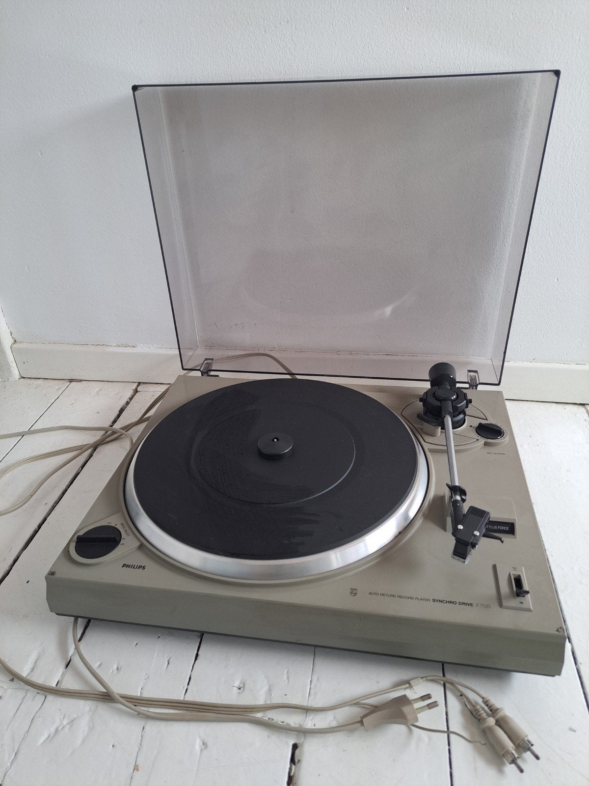 Philips F7120 platenspeler, Ophalen, Philips, Gebruikt, Automatisch