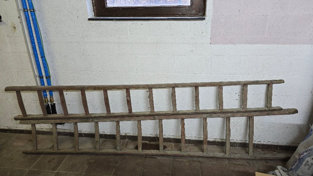 2 houten vintage ladders, Doe-het-zelf en Verbouw, Ophalen, Gebruikt, Ladder, 2 tot 4 meter