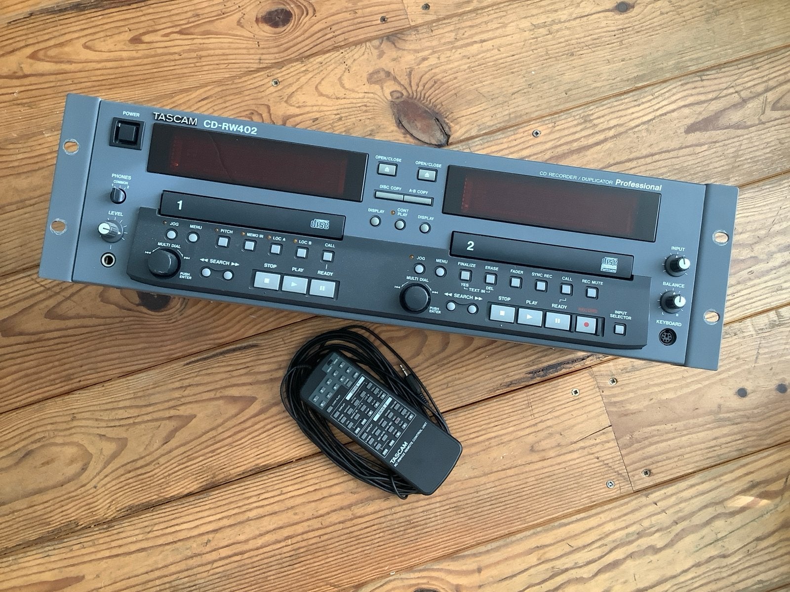 TASCAM CD-RW402 Professionele CD Recorder / Duplicator, Ophalen of Verzenden, Gebruikt, Overige merken