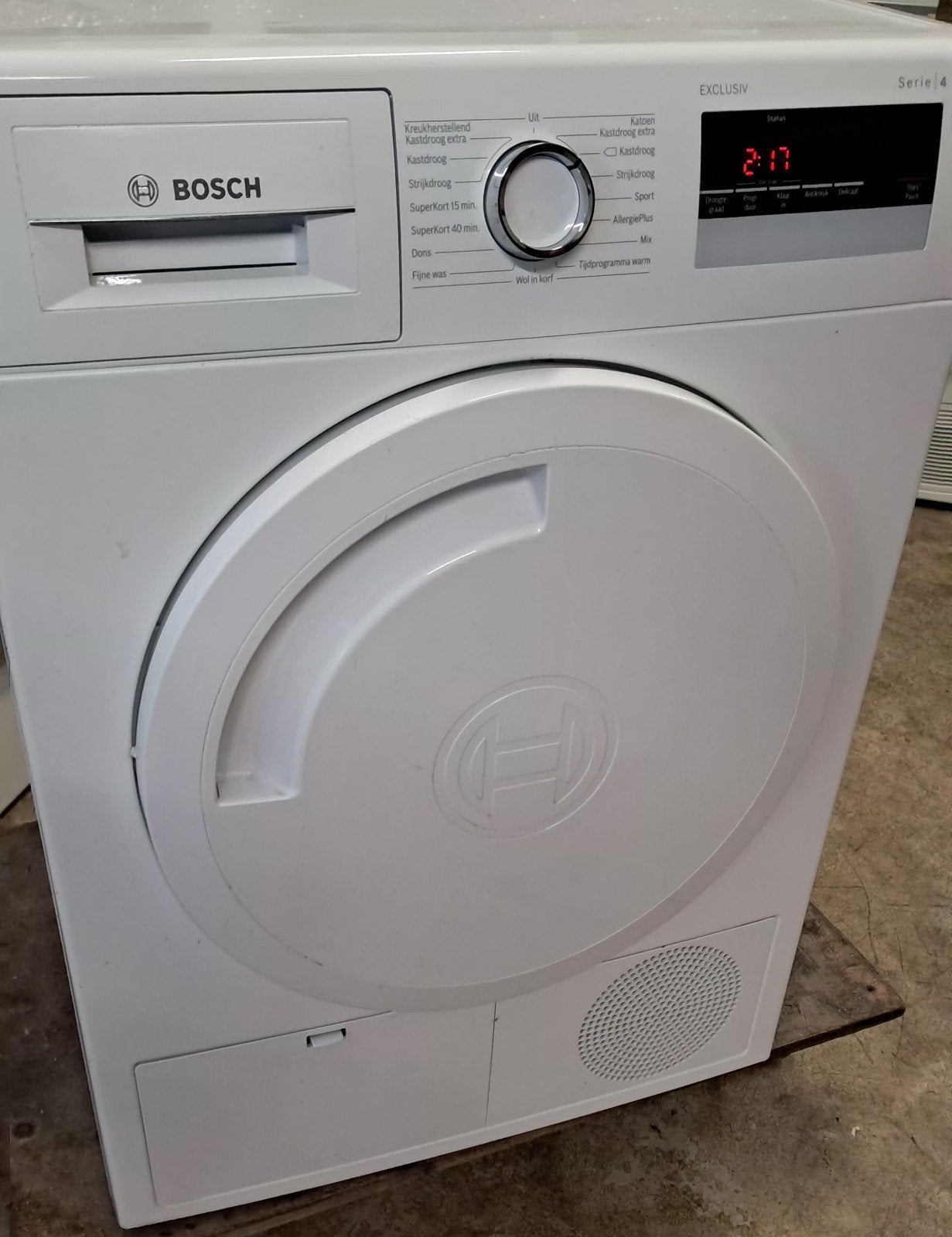 Bosch serie 4 condensdroger 8kg, Witgoed en Apparatuur, Ophalen, 8 tot 10 kg, Zo goed als nieuw, Voorlader