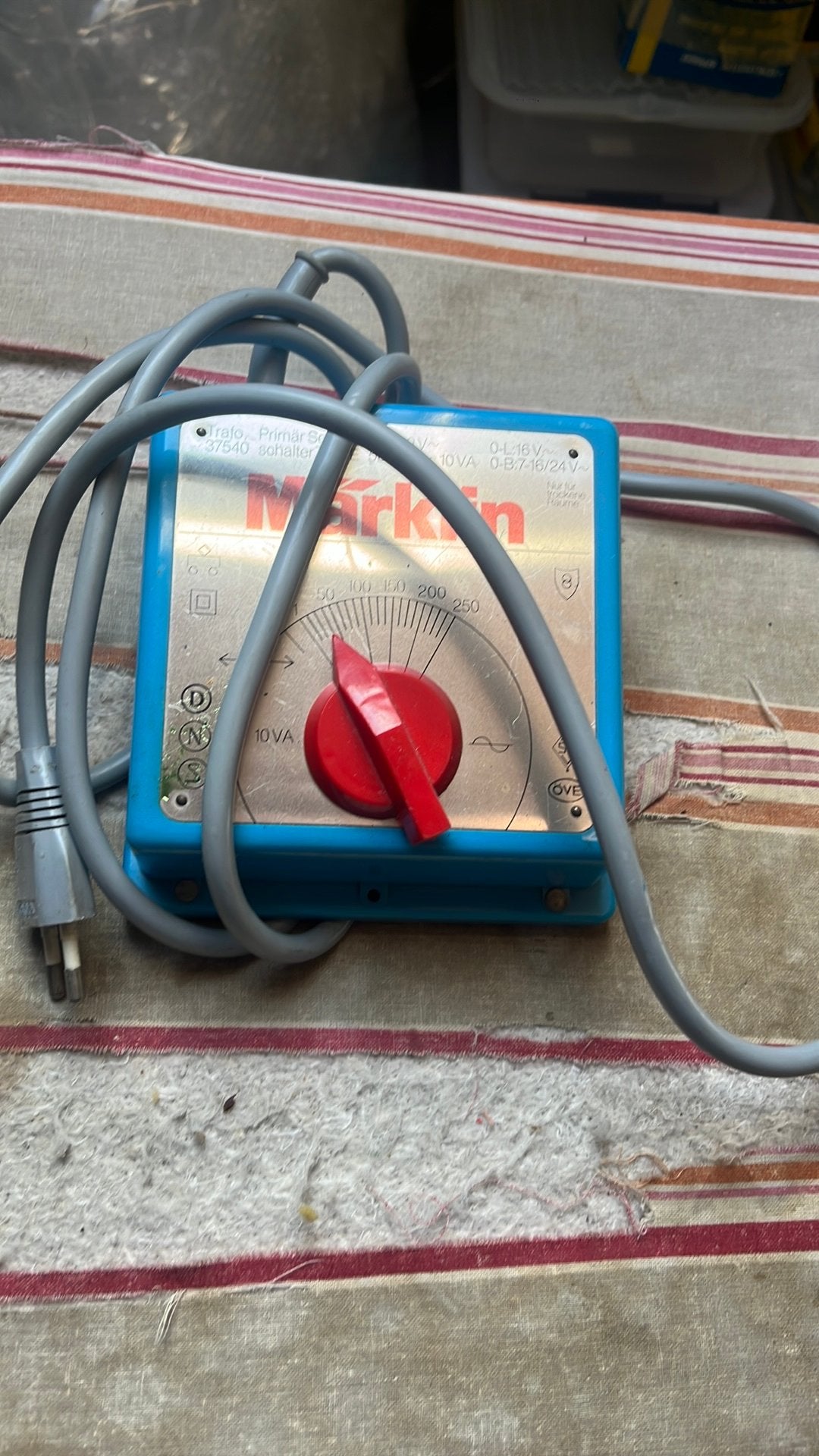 Te koop transformator van markoin 37540, Hobby en Vrije tijd, Overige merken, Transformator of Voeding, Gelijkstroom, Ophalen of Verzenden