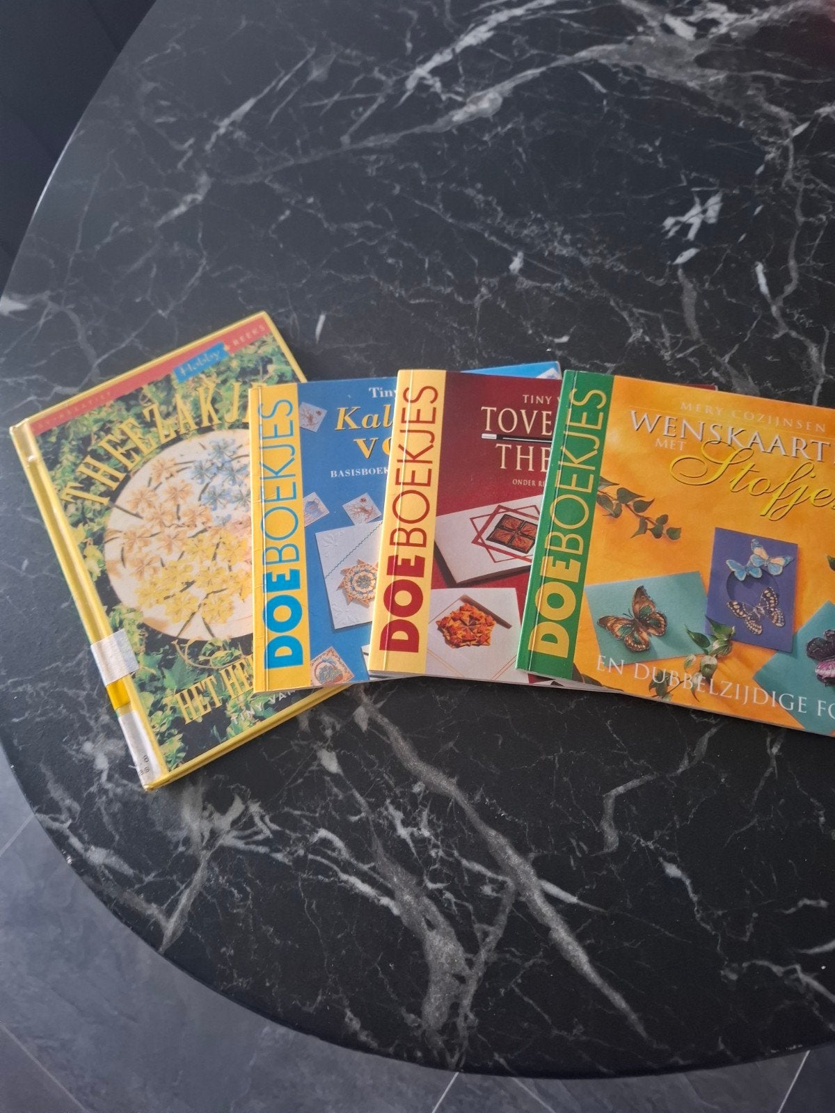 Nw 4 doeboekjes kaarten maken van theezakjes+stofjes(1prijs), Ophalen of Verzenden, Nieuw, Overige thema's, Overige typen