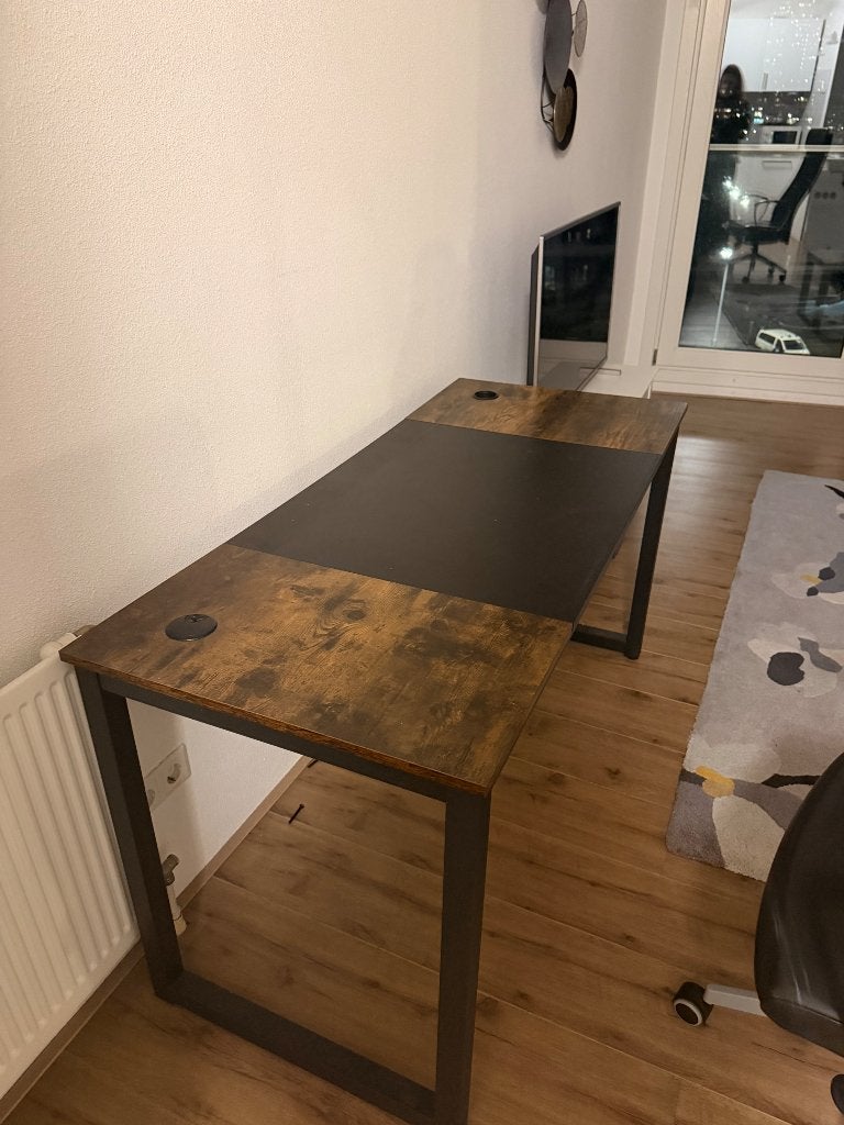 Desk + chair (can also be sold separately), Ophalen, Demontabel, Gebruikt, Hout