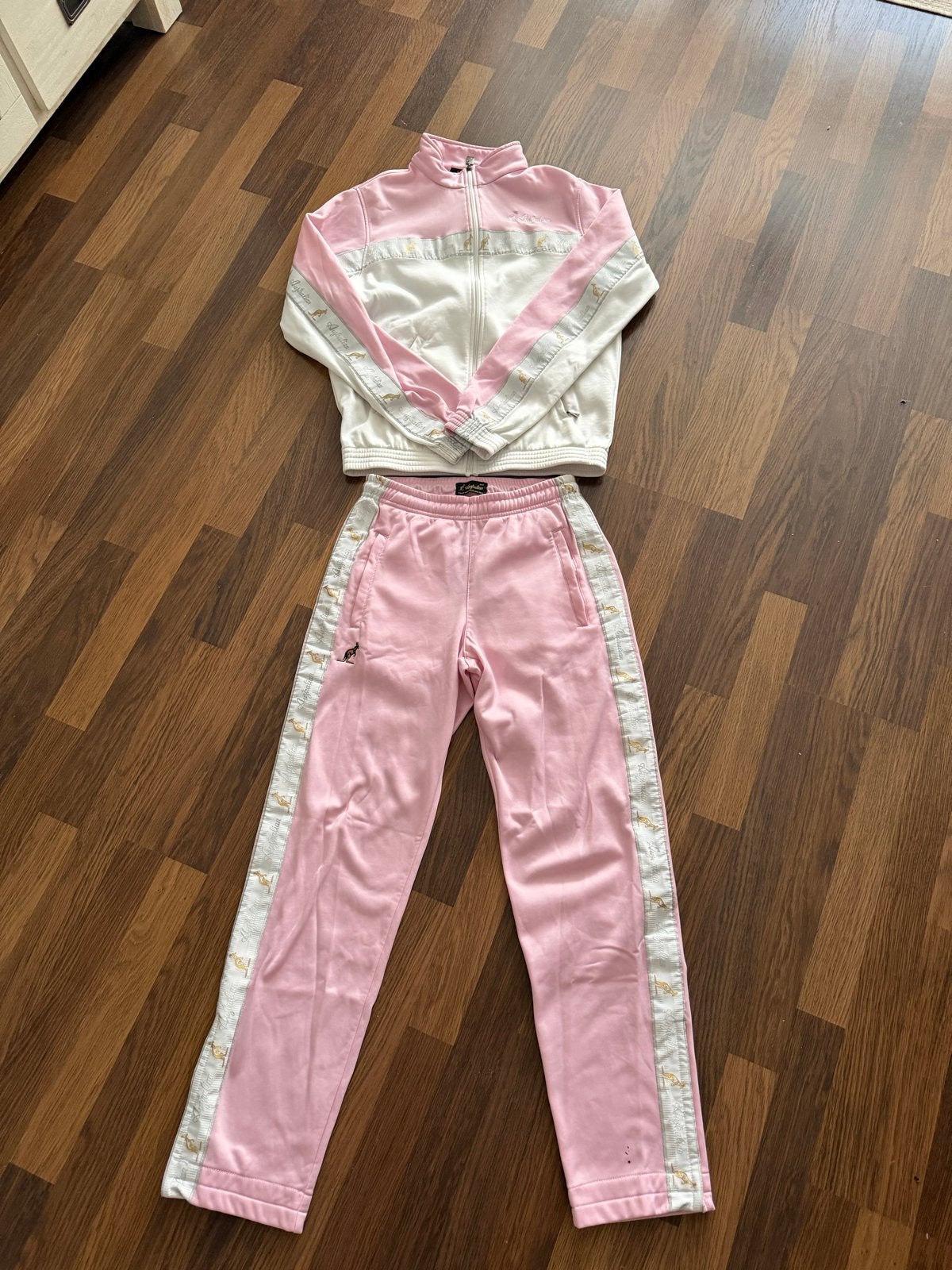 Australian Gabber Trainingspak Roze/Wit, Kleding | Dames, T-shirts, Zo goed als nieuw, Maat 34 (XS) of kleiner, Roze, Lange mouw