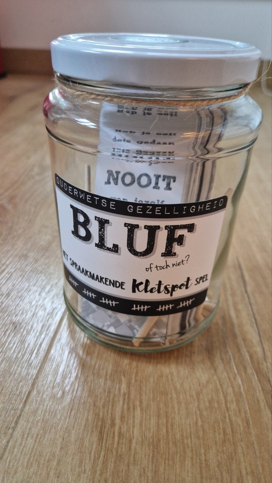 Kletspot Bluf, Ophalen of Verzenden, Zo goed als nieuw