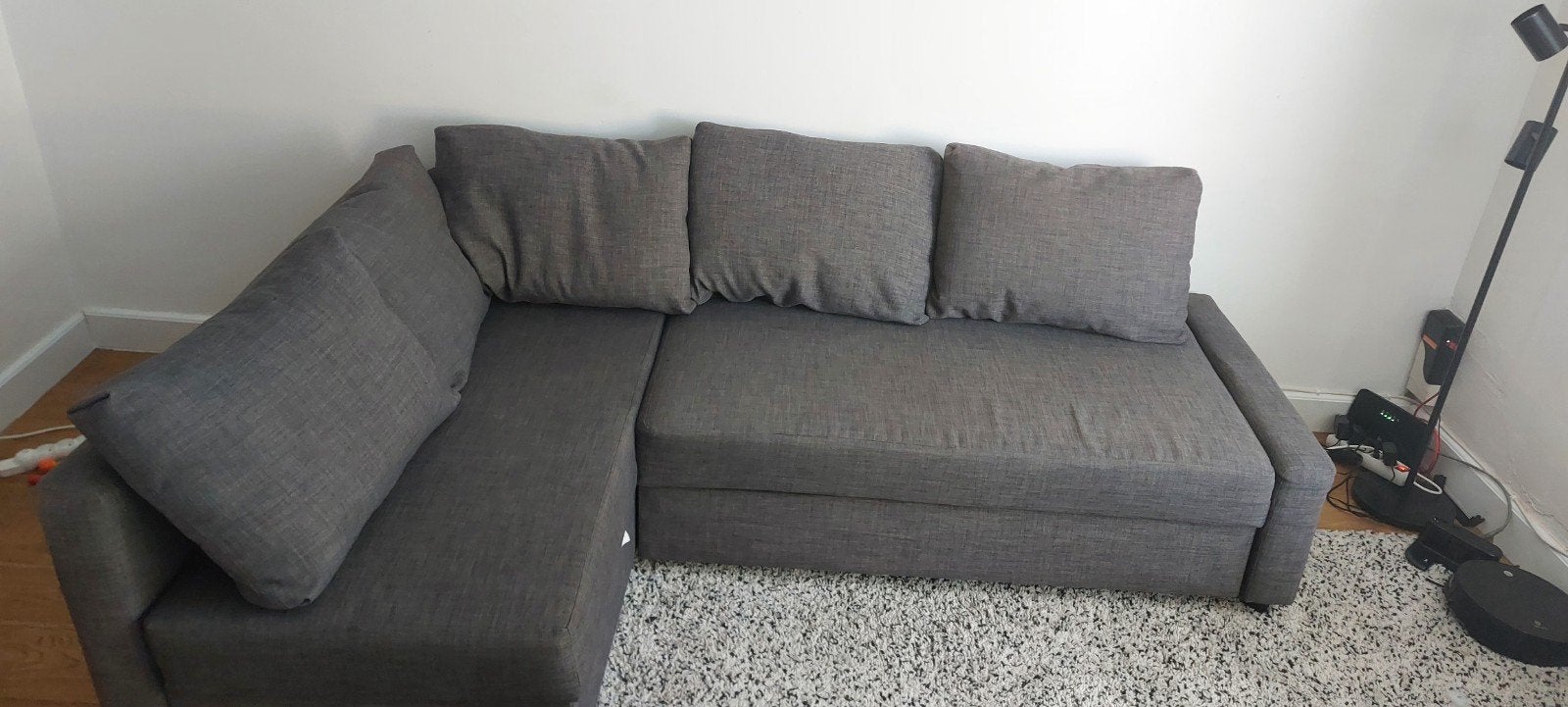 Foto 12 van Ikea FRIHETEN Hoekbank met opbergruimte en slaapfunctie