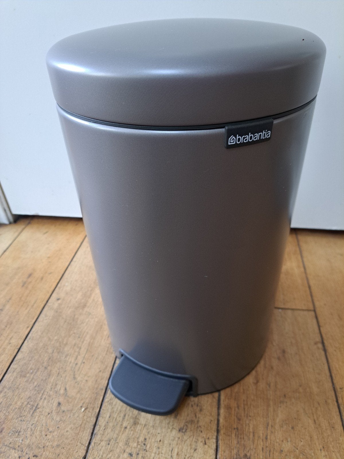Brabantia Newicon prullenbak met pedaal - Zo goed als nieuw, Ophalen, 50 – 75, Met pedaal, Zo goed als nieuw