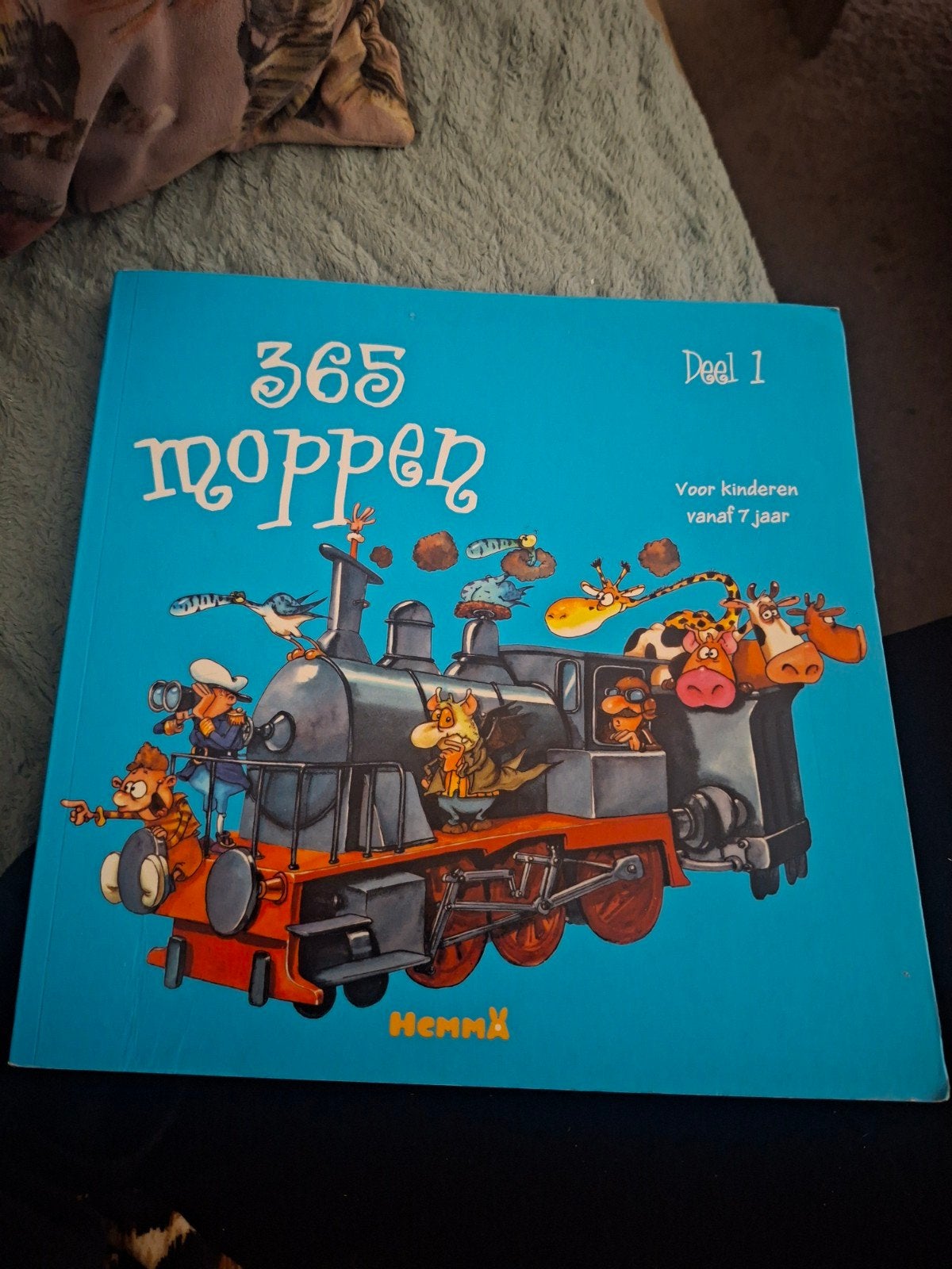 365 moppen, Boeken, Ophalen of Verzenden, Zo goed als nieuw, Fictie algemeen
