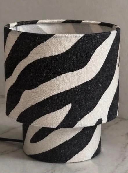Gezocht; H&M zebra lampen lampje zebraprint, Ophalen of Verzenden, Minder dan 100 cm