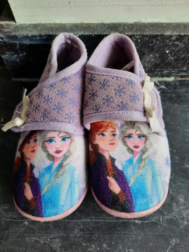 Frozen Pantoffels Maat 25 - Leuke Slofjes!, Slofjes, Gebruikt, Meisje, Ophalen of Verzenden