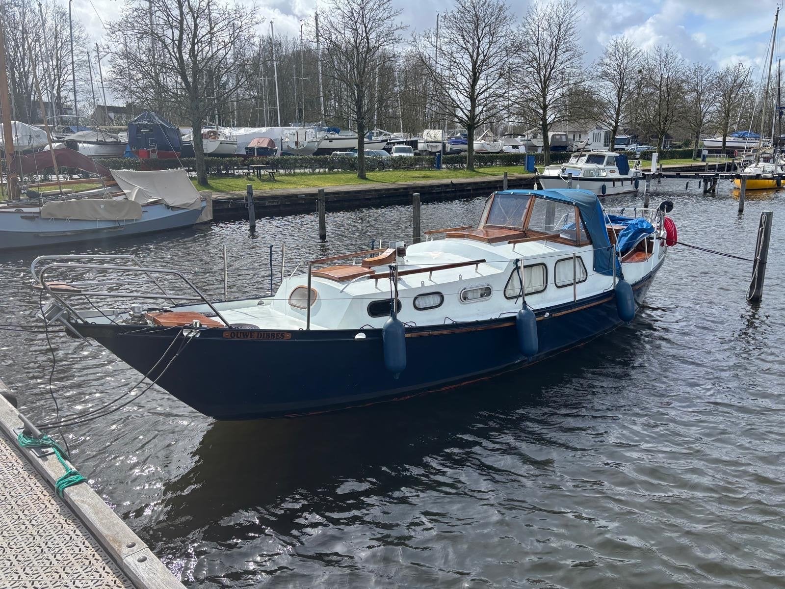 Merenpoort 930AK - stalen motorboot met 6 slaapplaatsen, Overige merken, Gebruikt, Binnenboordmotor, Keuken