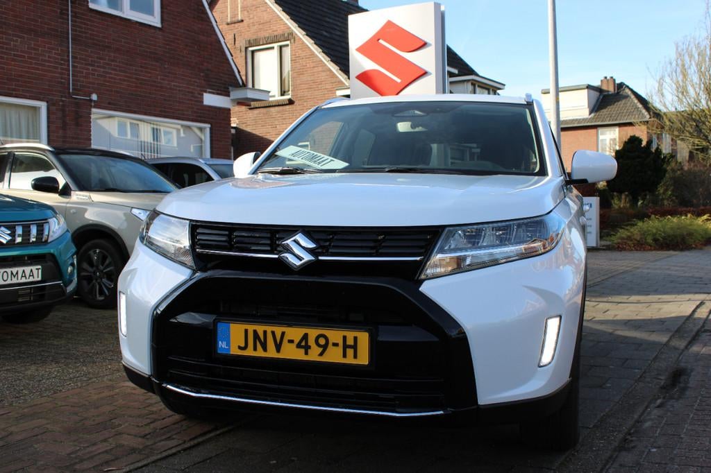 Suzuki Vitara Automaat 1.5 Select (bj 2025), Gebruikt, 1225 kg, 400 kg, Wit