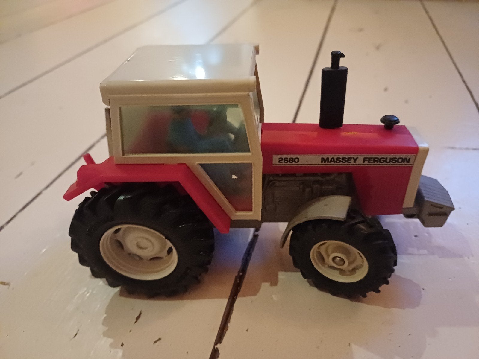 Massey Ferguson 2680 Speelgoed Tractor, Ophalen of Verzenden, Gebruikt