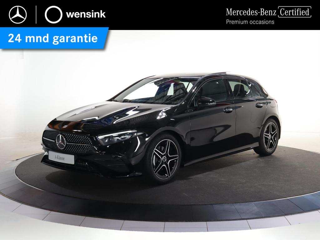 Mercedes-Benz A-klasse 180 Star Edition AMG Line | Panoramas, Auto's, Mercedes-Benz, 136 pk, Gebruikt, 4 cilinders, Zwart