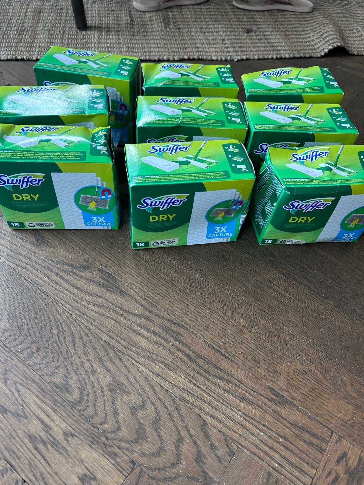 9x Swiffer Dry navuldoekjes - 18 doekjes per doosje, Ophalen, Overige typen