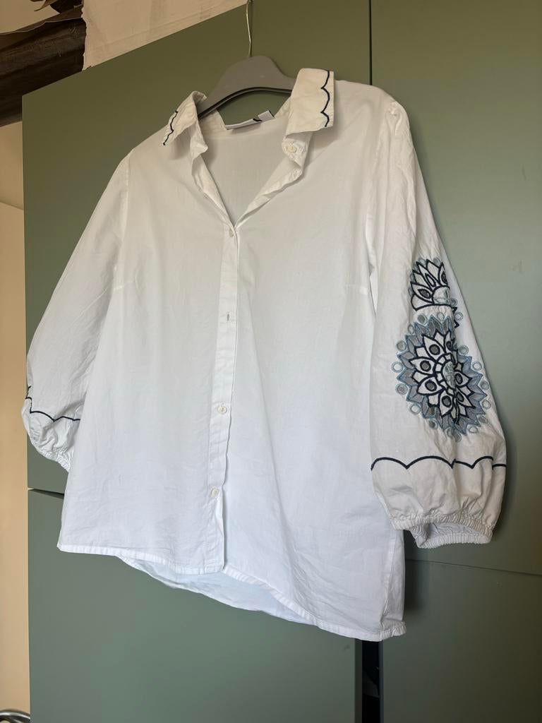 Witte blouse Saint Tropez met borduursels - Maat S, Ophalen of Verzenden, Gedragen, Maat 36 (S), Wit