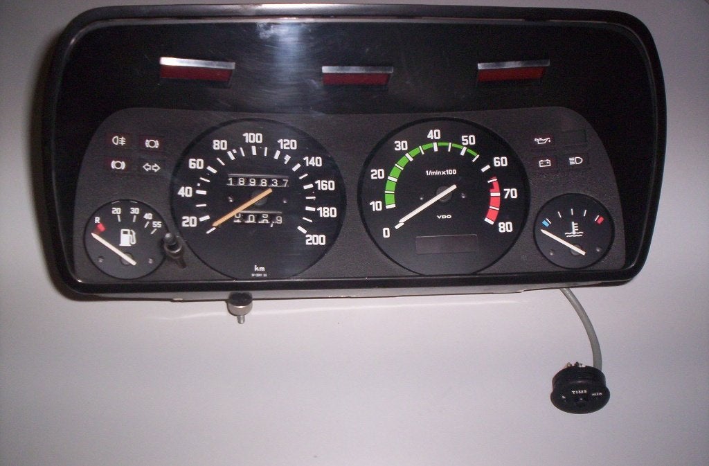BMW e21 cockpit met toerenteller en uurwerk, Ophalen of Verzenden, BMW