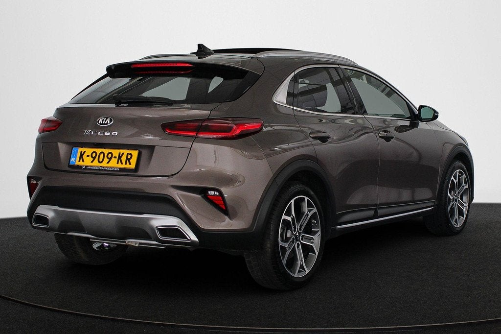Kia XCeed 1.6 GDi PHEV ExecutiveLine SOH 100% Panoramadak Le, Auto's, Kia, XCeed, Gebruikt, Bruin, Bedrijf