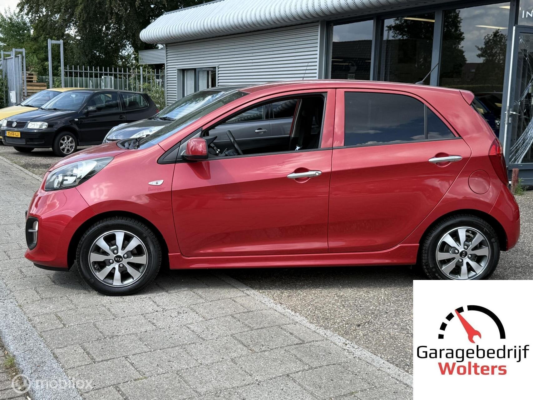Kia Picanto 1.0 CVVT DynamicLine stoelverw. nw apk, Voorwielaandrijving, Stof, Gebruikt, Zwart