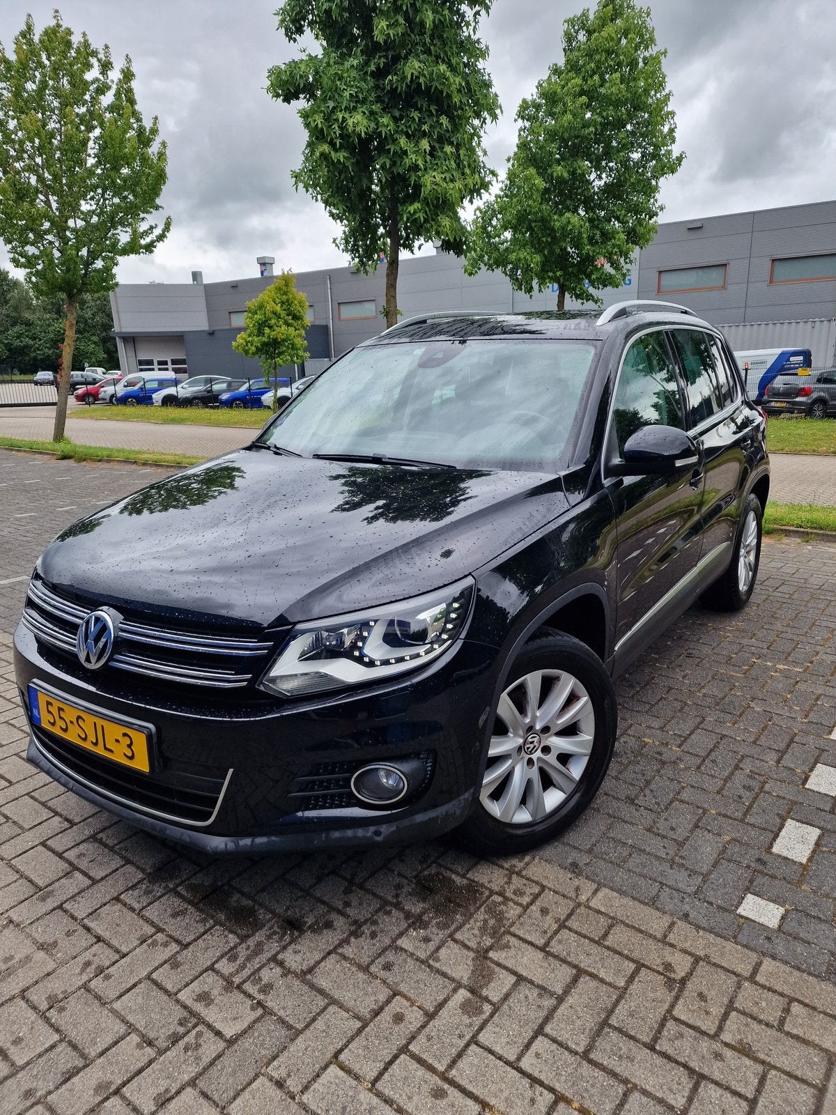Volkswagen Tiguan 1.4 TSI 118KW BMT 2011 Zwart, Auto's, Voorwielaandrijving, 15 km/l, 1800 kg, 4 cilinders