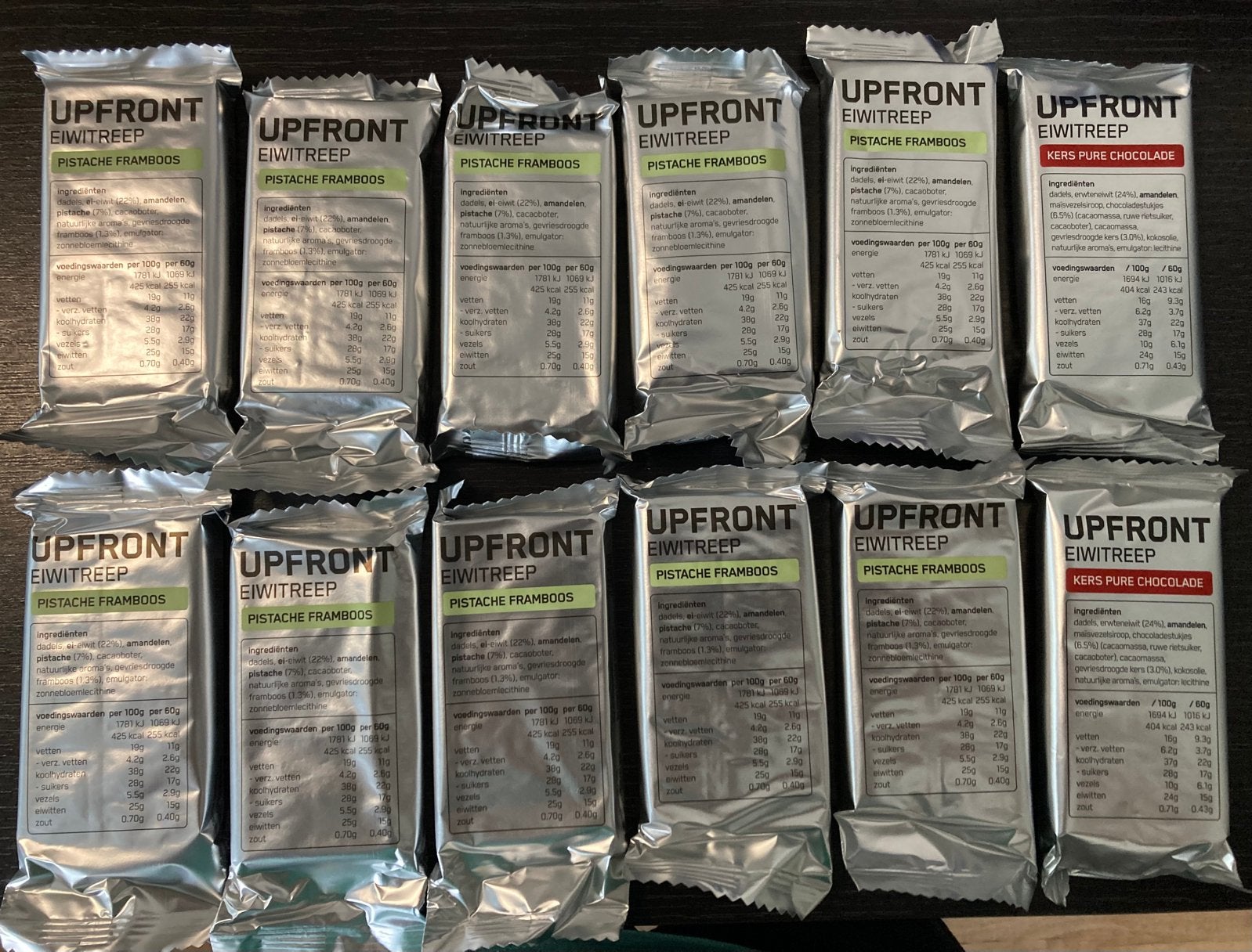 Upfront EiwitReep 10xKers Pure Chocolade 2xPistache Framboos, Ophalen of Verzenden, Nieuw, Overige typen