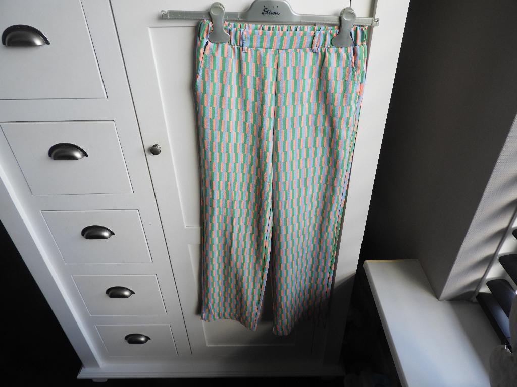 Meisjes broek. Maat 152, Broek, Meisje, Awesome, Ophalen of Verzenden