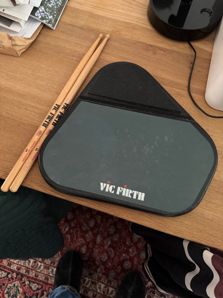 Drumpad Vic Firth oefenpad drummen + 2 drumstokken, Muziek en Instrumenten, Ophalen of Verzenden, Gebruikt, Overige merken