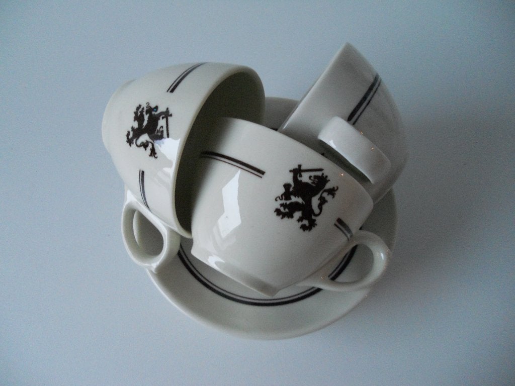 Mosa porseleinen kop en schotels, Antiek en Kunst, Antiek | Servies los, Ophalen of Verzenden