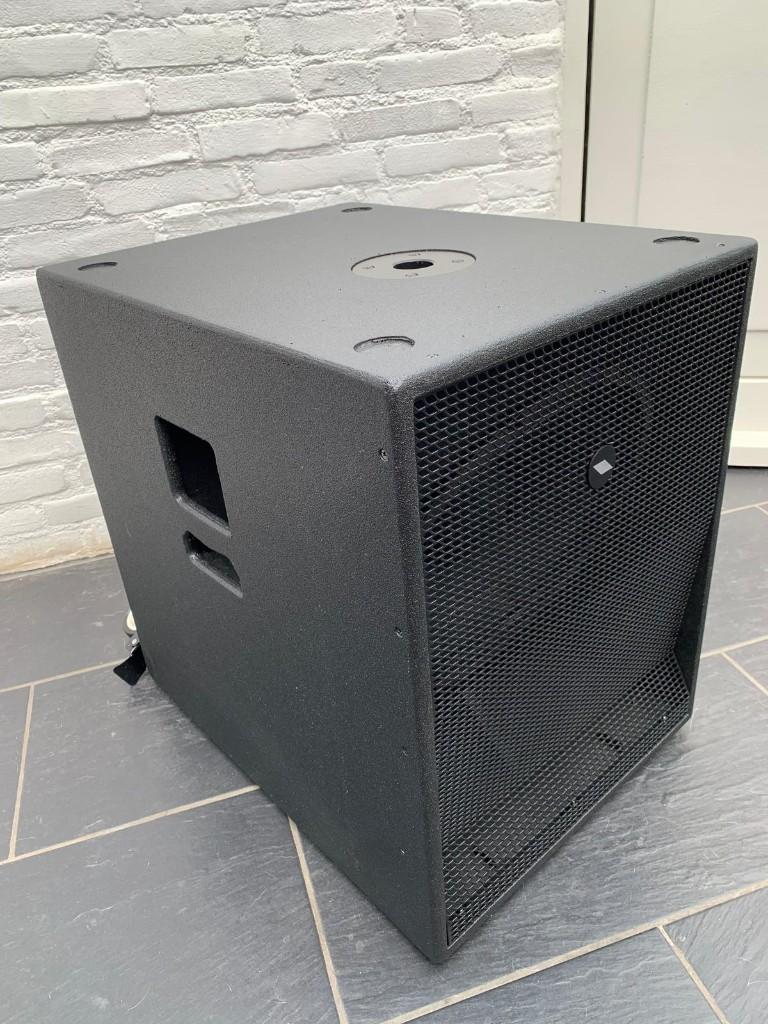 Aangeboden Proel S15a actieve subwoofer, Ophalen, Zo goed als nieuw, 500 tot 1000 watt, P.A.