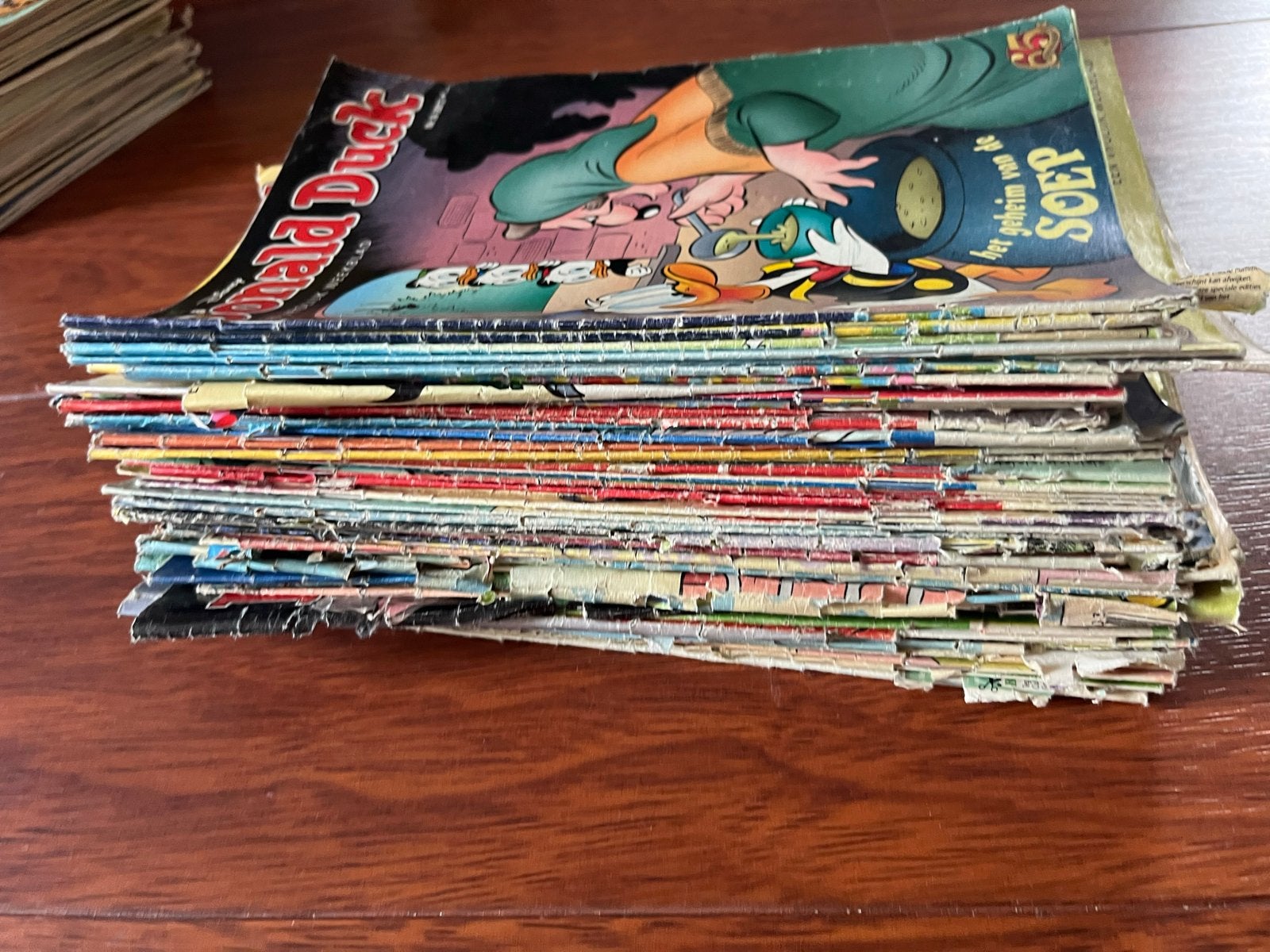 Stapel Donald Duck tijdschriften uit diverse jaren, Ophalen of Verzenden, Gelezen, Overige typen