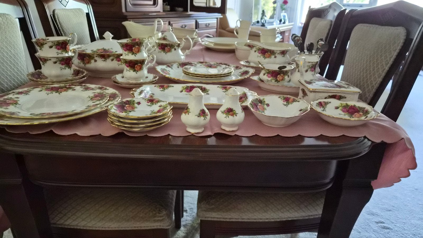 Royal Albert Old Country Roses Servies - Uitgebreid, Huis en Inrichting, Keuken | Servies, Ophalen, Klassiek, Zo goed als nieuw