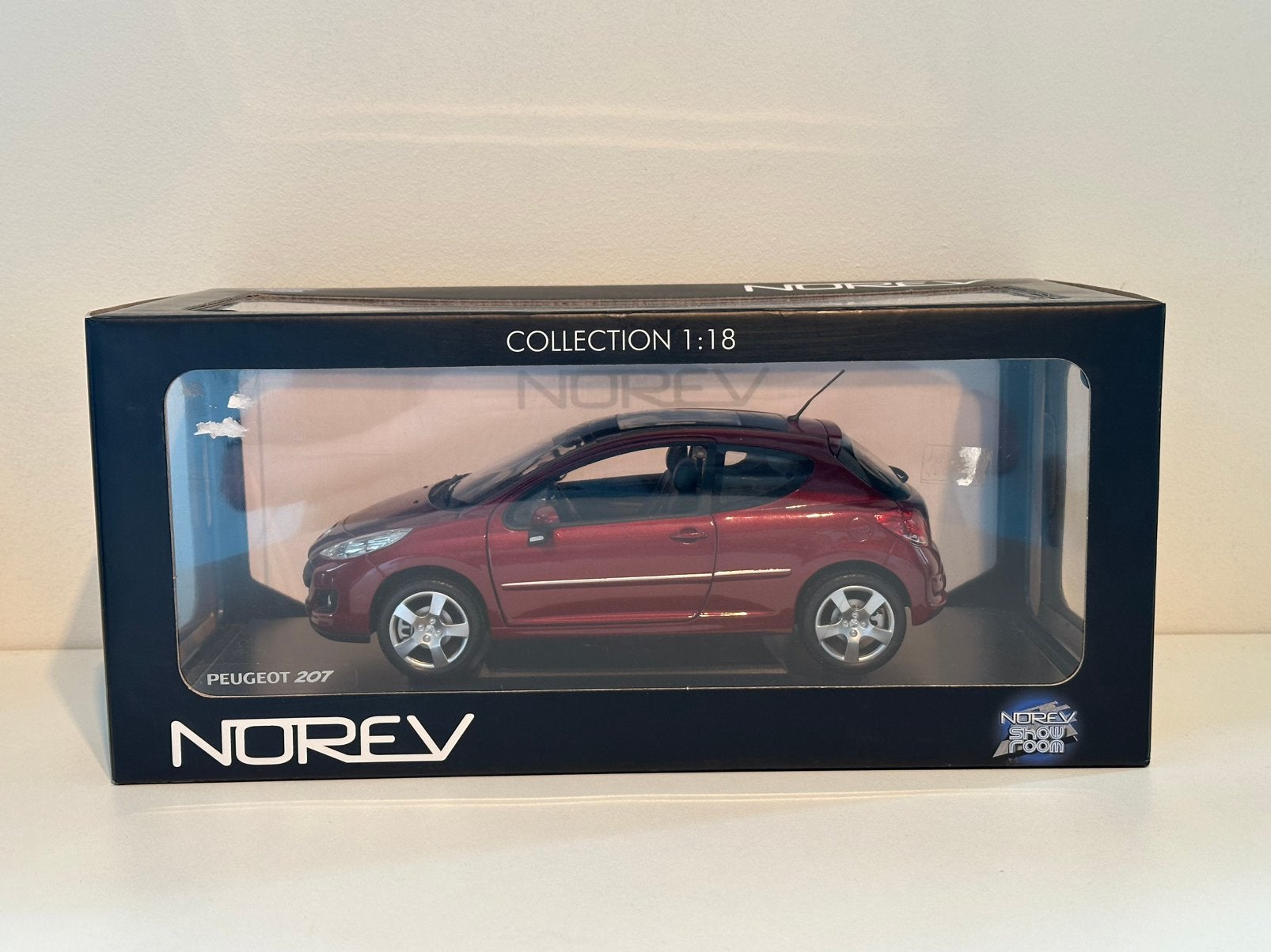 Peugeot 207 Feline Facelift | Norev | schaal 1:18, Hobby en Vrije tijd, Modelauto's | 1:18, Ophalen of Verzenden, Zo goed als nieuw
