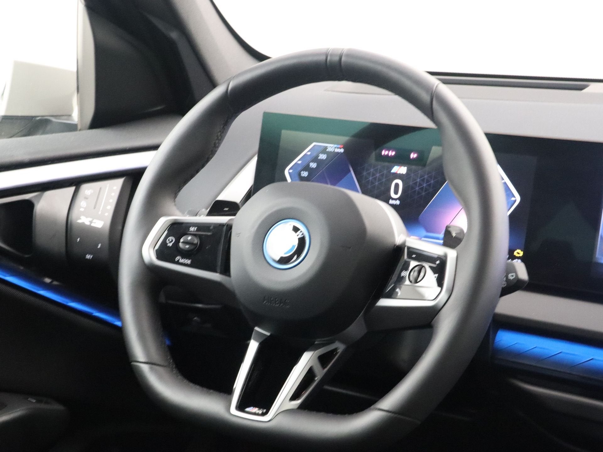 BMW X3 30e xDrive M sport - Head Up Display (bj 2025), Automaat, 1998 cc, Gebruikt, 4 cilinders