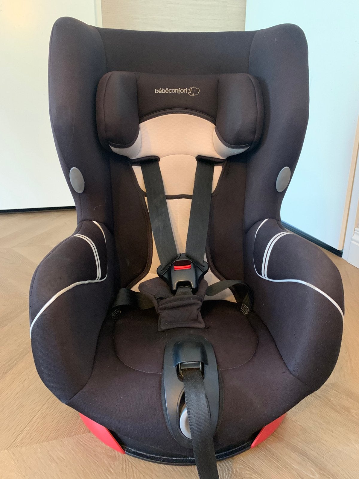 Autostoel Bebecomfort 90 graden draaibaar, Kinderen en Baby's, Ophalen, 0 t/m 18 kg, Overige merken, Autogordel