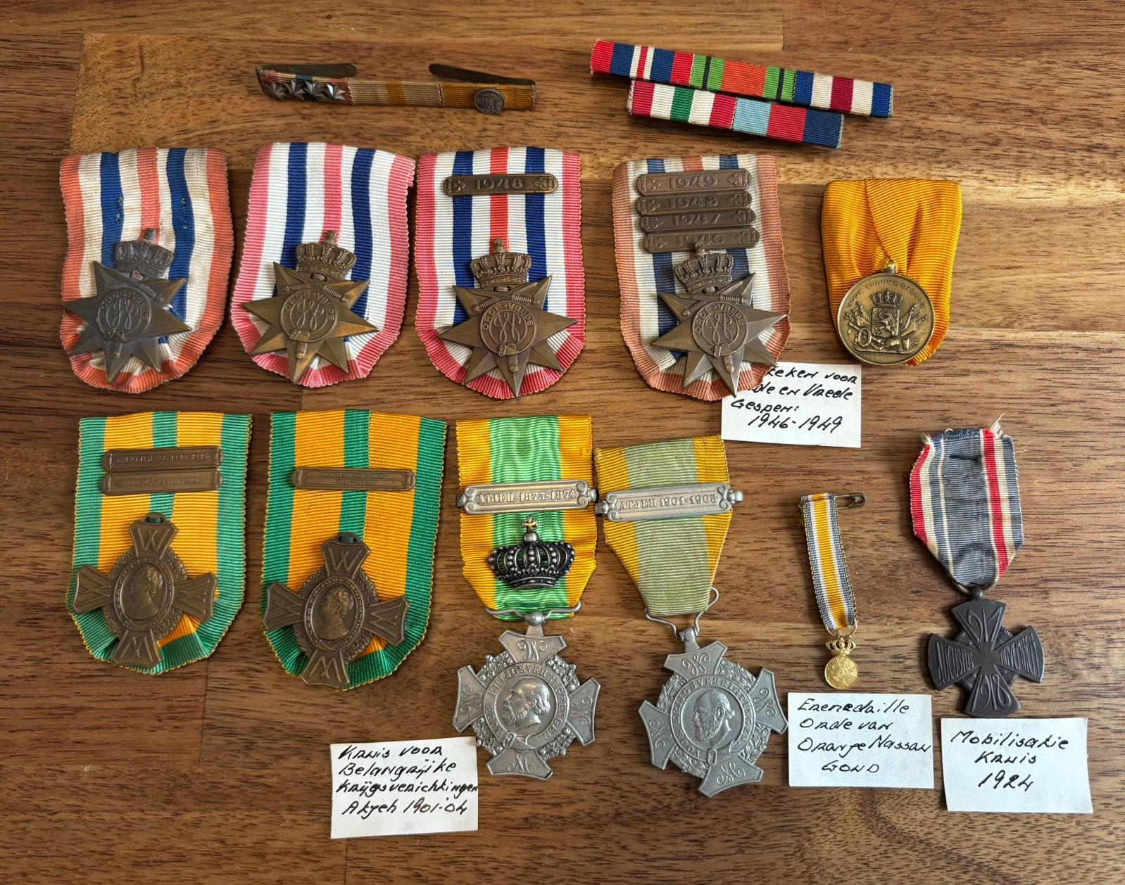 Militaire medailles diverse eremedaille etc, Verzamelen, Ophalen of Verzenden, Landmacht, Nederland, Lintje, Medaille of Wings