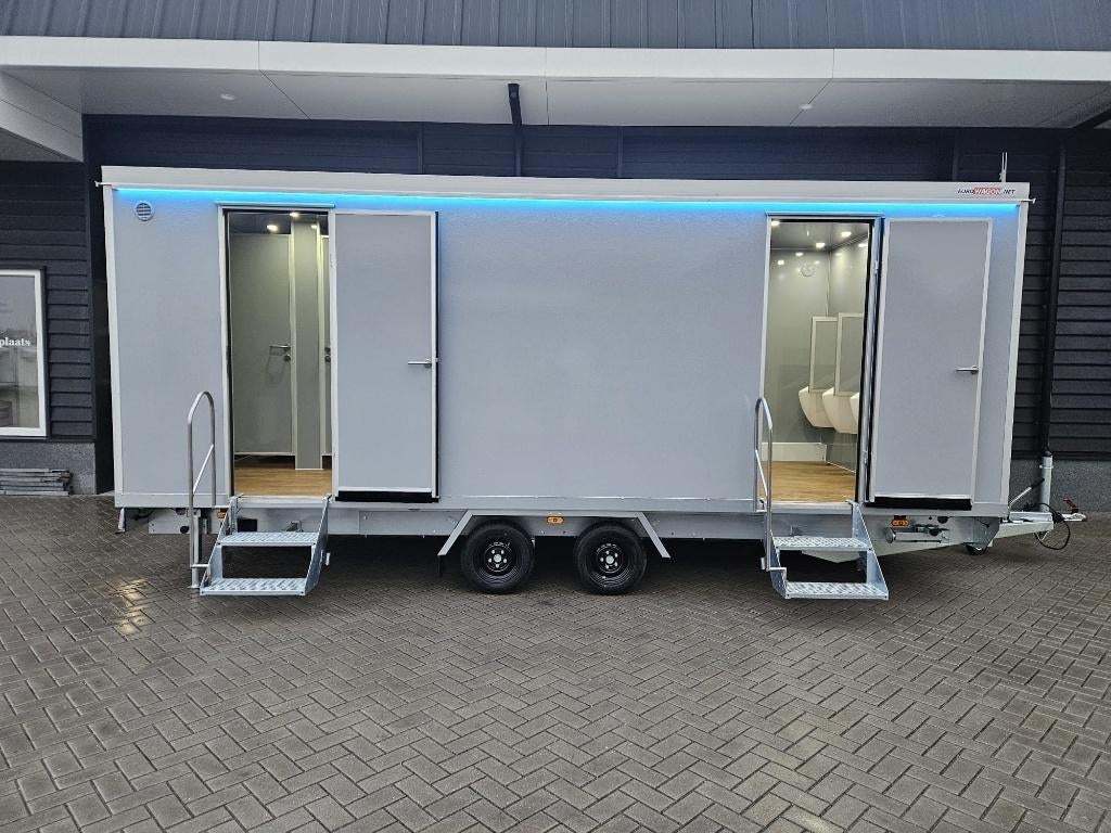 Toiletwagen verhuur VIP toiletwagens & Evenemtenwagens, Ophalen, Zo goed als nieuw, Overige