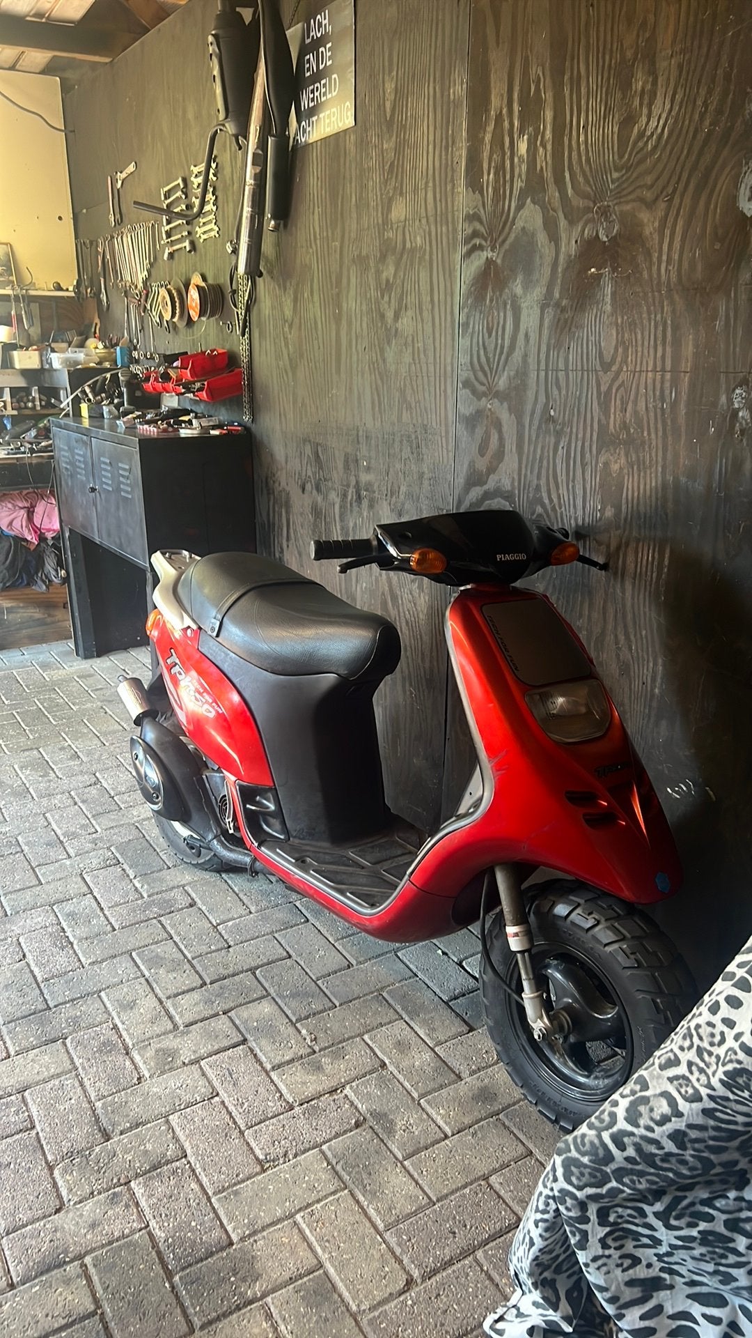 Piaggio typhoon, Ophalen, Zo goed als nieuw