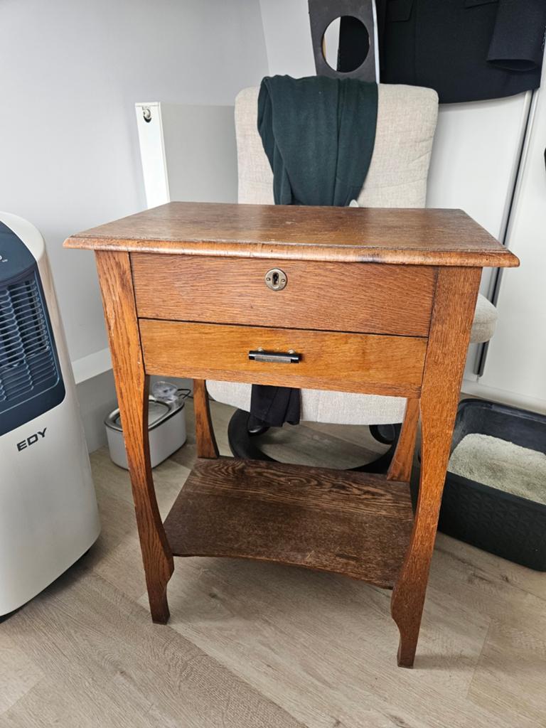 Antiek eikenhouten kastje met lade en klep, Ophalen of Verzenden
