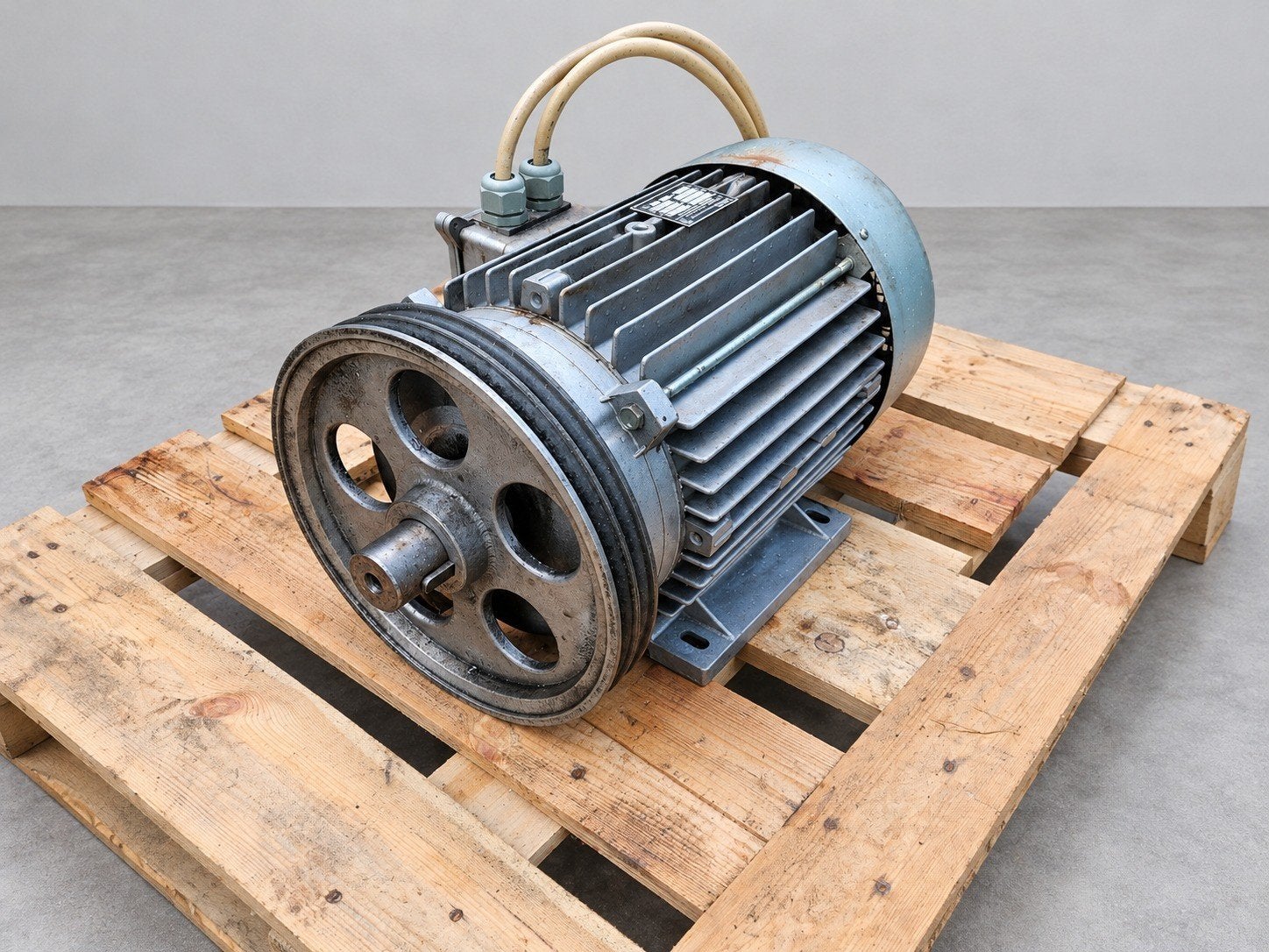 E.M.G. elektromotor 11 kW – 2920 t/min, Doe-het-zelf en Verbouw, Ophalen of Verzenden, Gebruikt, Elektromotor, 1800 rpm of meer